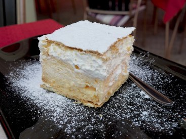 Bled_Cremeschnitte_(blejska_kremšnita)